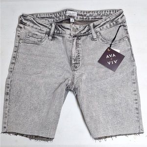 NEW! Plus Size High-Rise Stretch Denim Jean Shorts, Ava & Viv Gray Acid Sz16w